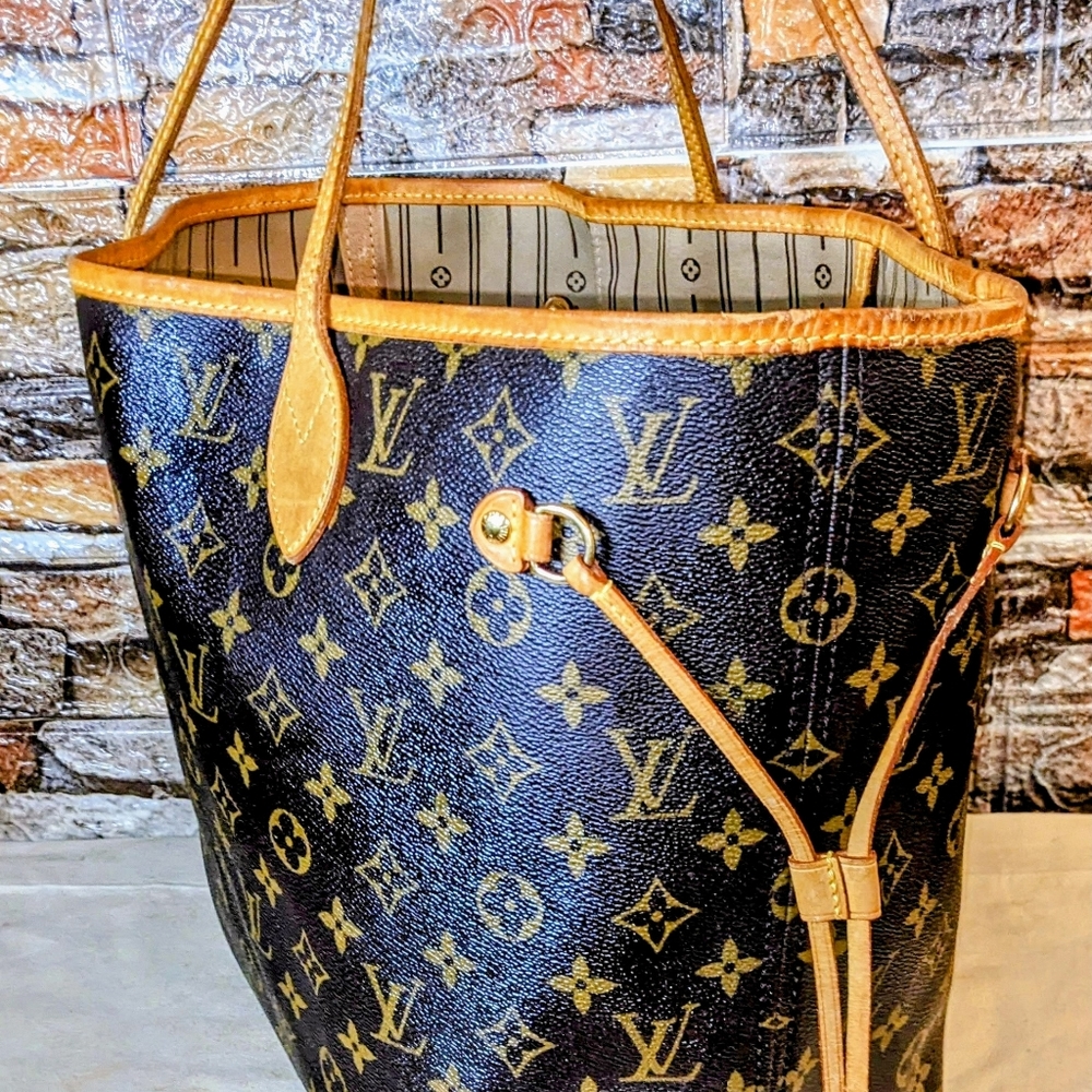 Authentic Louis Vuitton Neverfull MM